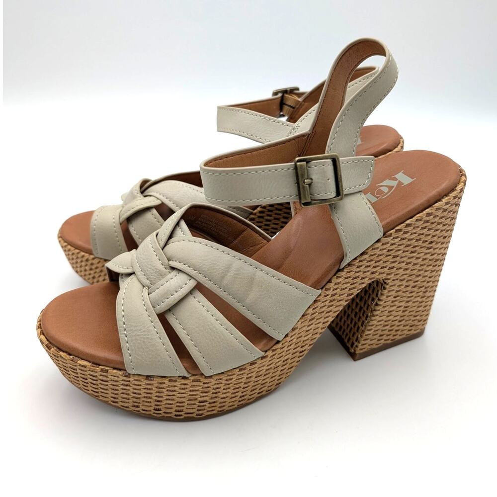 Korks Dee Wedge Platform Block Heel Sandals Women's off White Size US9M EU39.5